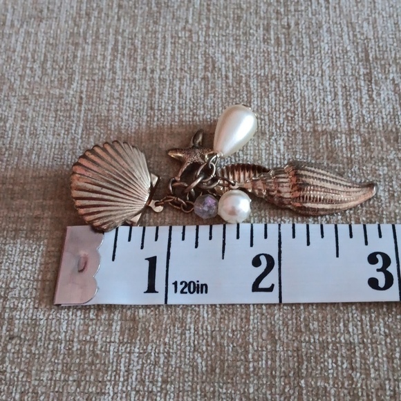 Vintage Gold Tone Seashell Bead Post Dangle Earrings - Picture 2 of 10